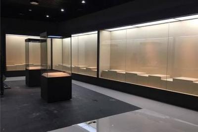 南昌博物館展柜定制 專業設計與上門安裝，守護文物璀璨光華