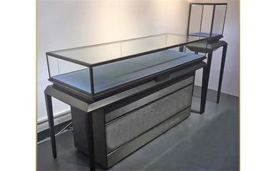 高端珠寶展柜廠怎么找？設計與上門安裝一站式服務指南