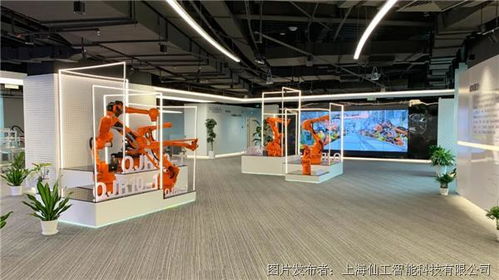 案例展示 仙工智能助力錢江機(jī)器人，將智能工廠裝進(jìn)展廳——展覽展柜的設(shè)計(jì)與上門安裝